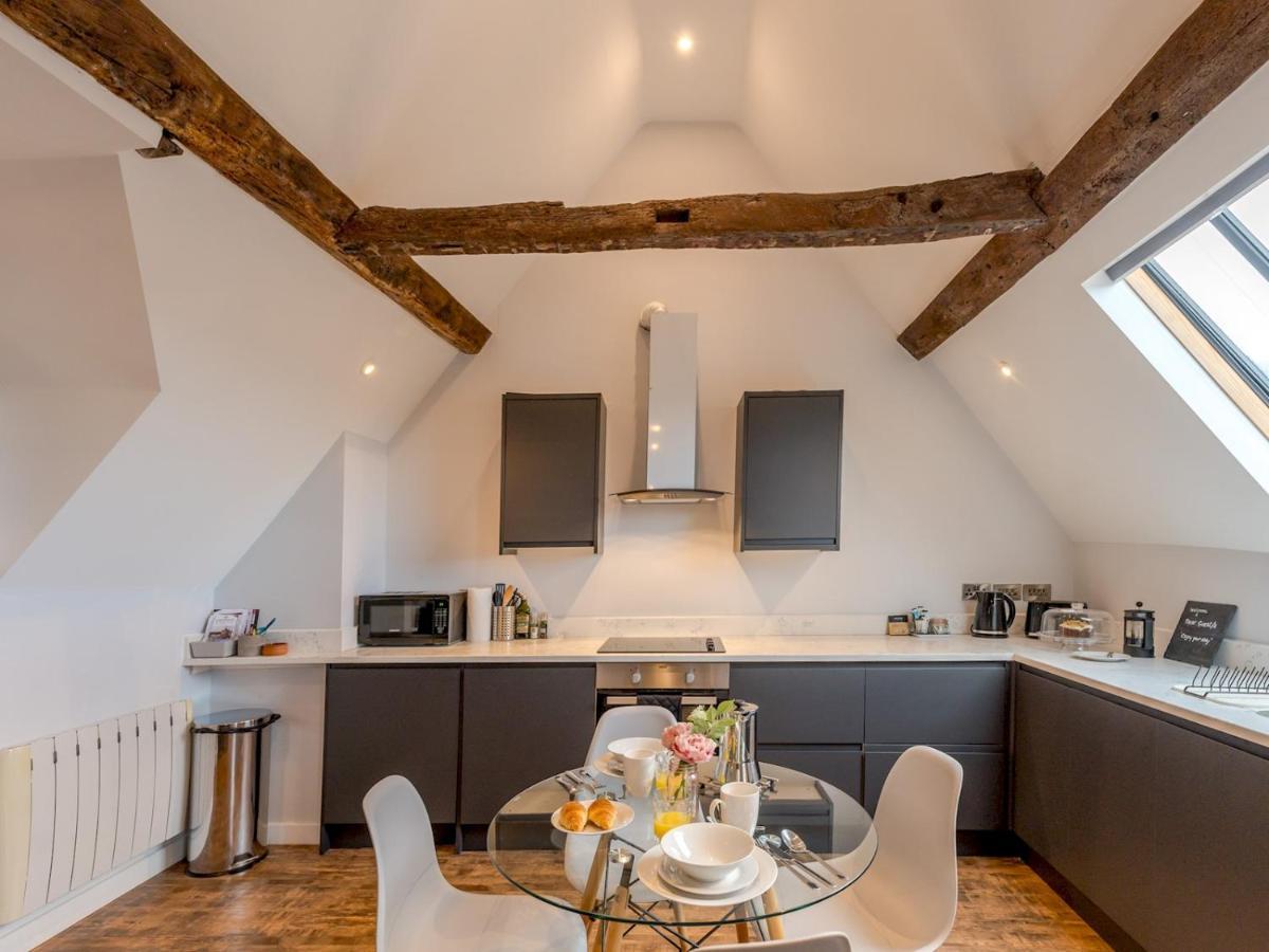 Pass The Keys 5C Charming Town Centre Apartment With Roof Top Views Shrewsbury Exterior foto